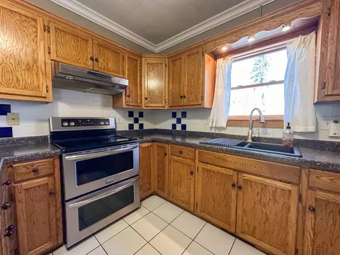 Kitchen - 26 16th Ave N, Saint Cloud, MN 56303 photo 5 of 11