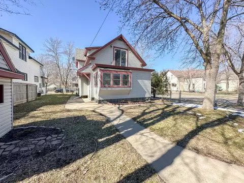 Exterior - 26 16th Ave N, Saint Cloud, MN 56303 photo 5 of 8