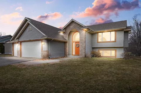 511 Patrick Ct, River Falls, WI 54022
