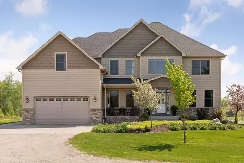 11257 207th Ave NW, Elk River, MN 55330