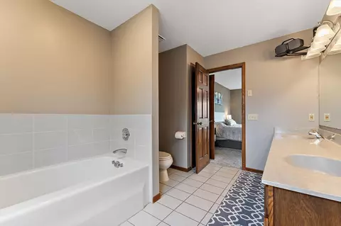 4785 Richard Ln, Eagan, MN 55122 photo 26