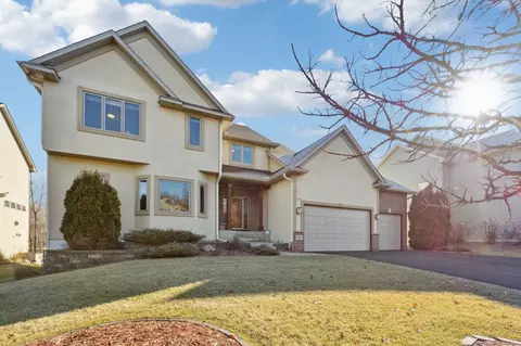 6174 Linda Ln, Lino Lakes, MN 55014