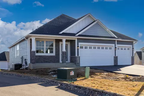 17948 Greeley Pl, Lakeville, MN 55044