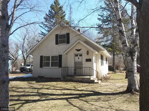 904 5th Ave N, Princeton, MN 55371