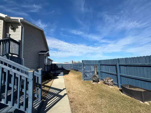 View/Area - 418 7th Ave NE, Perham, MN 56573 photo 2 of 3