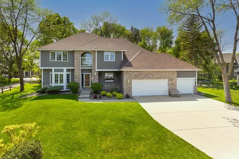 11024 Boone Cir, Bloomington, MN 55438
