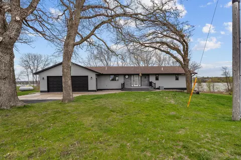 44342 Saukview Dr, Sauk Centre, MN 56378