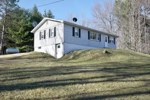 w3441 160th Avenue, Maiden Rock, WI 54750