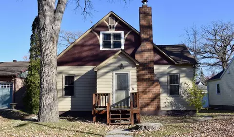 326 Kendall Ave N, Thief River Falls, MN 56701