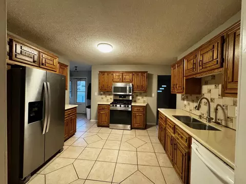 2683 Geranium Ave E, Maplewood, MN 55119 photo 8