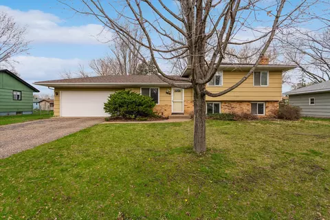 16543 Flagstaff Way W, Rosemount, MN 55068