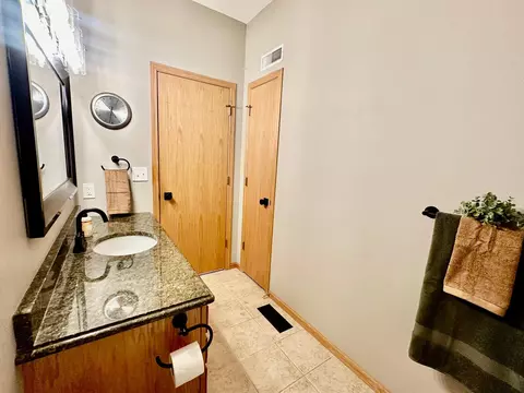 726 37th Ave NE, Willmar, MN 56201 photo 31