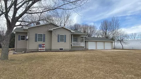 159 220th Ave, Fulda, MN 56131