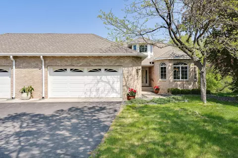 16000 38th Ave N, Plymouth, MN 55446
