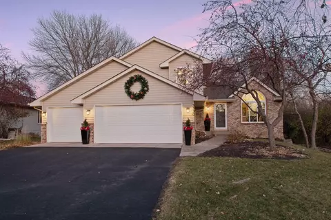 3330 Everest Ct N, Plymouth, MN 55447