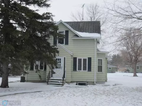 9 3rd St N, Sabin, MN 56580