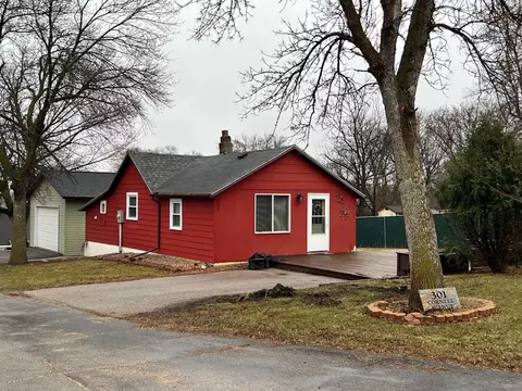 301 Cornell Ave, Big Stone City, SD 57216