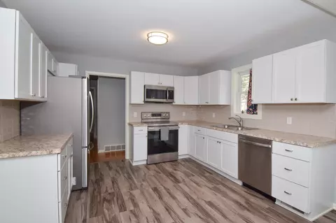 Kitchen - 7810 114th Ave N, Champlin, MN 55316 photo 1 of 3