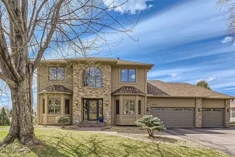 3719 Blackhawk Lake Ct, Eagan, MN 55122