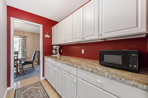 610 Sunnyridge Ln, Loretto, MN 55357 photo 9