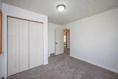 Bedroom - 1043 65th St, Ceylon, MN 56121 photo 2 of 4