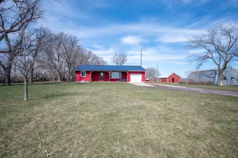 Exterior - 1043 65th St, Ceylon, MN 56121 photo 8 of 14