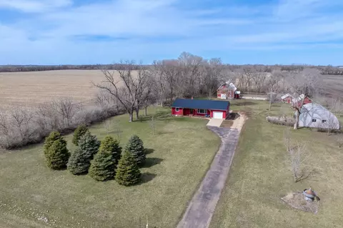 View/Area - 1043 65th St, Ceylon, MN 56121 photo 4 of 8