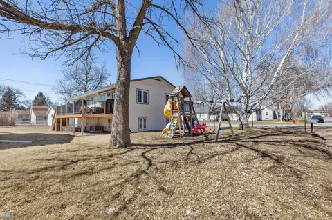 701 5th St SE, Barnesville, MN 56514 photo 6