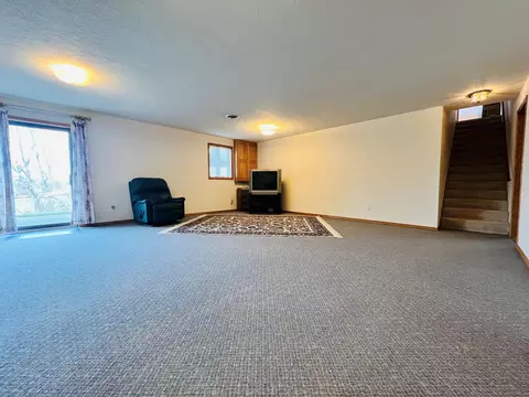 Living - 11 Riverview Dr, Morris, MN 56267 photo 1 of 3