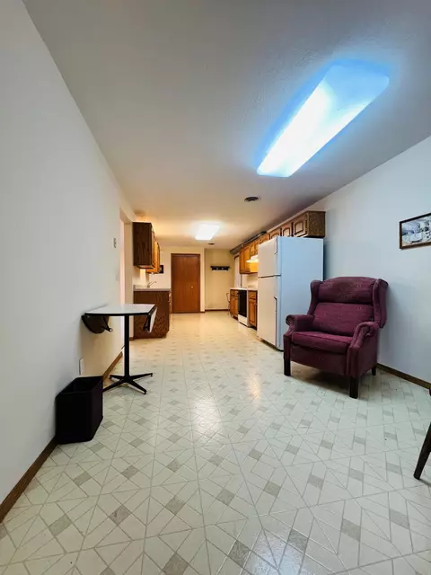 Entry Way - 11 Riverview Dr, Morris, MN 56267 photo 5 of 6