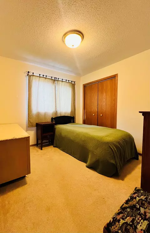 Bedroom - 11 Riverview Dr, Morris, MN 56267 photo 2 of 3