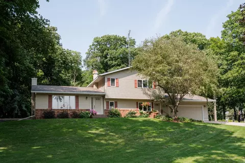 Exterior - 37450 143rd St, Waseca, MN 56093 photo 8 of 9
