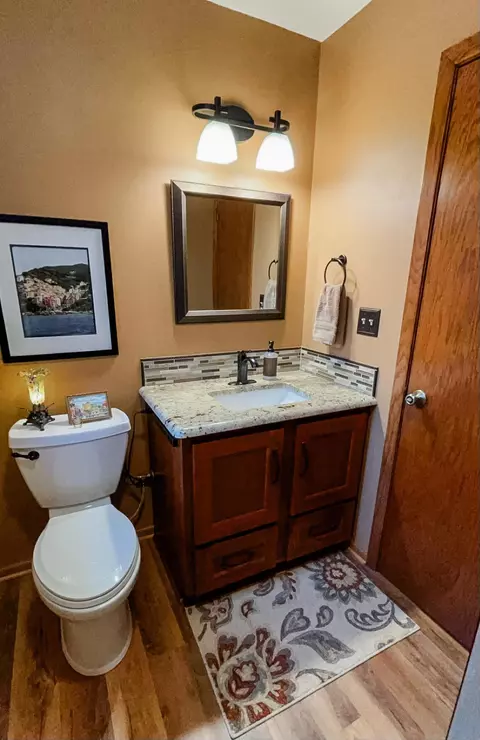 Bath - 37450 143rd St, Waseca, MN 56093 photo 3 of 5