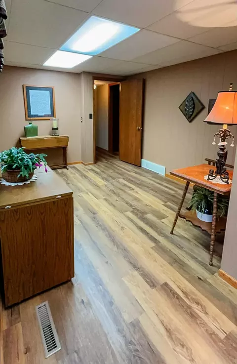 Bedroom - 37450 143rd St, Waseca, MN 56093 photo 1 of 4