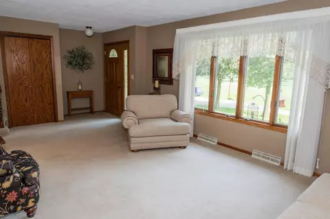 Living - 37450 143rd St, Waseca, MN 56093 photo 3 of 5