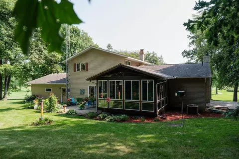 Exterior - 37450 143rd St, Waseca, MN 56093 photo 3 of 9