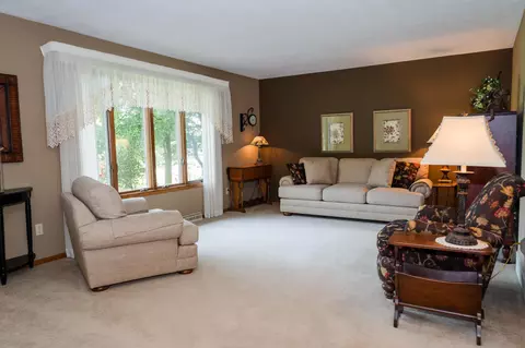 Living - 37450 143rd St, Waseca, MN 56093 photo 2 of 5