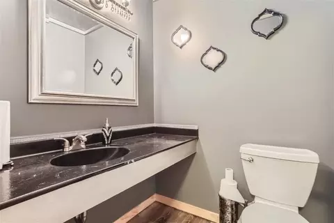 4086 Meadowlark Ln, Eagan, MN 55122 photo 6