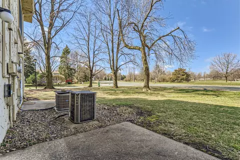 4086 Meadowlark Ln, Eagan, MN 55122 photo 11
