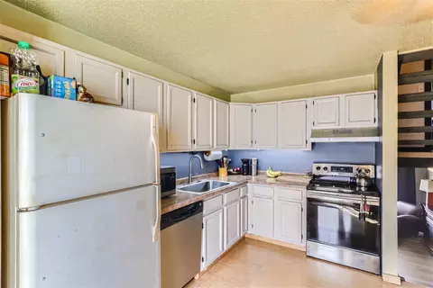 4086 Meadowlark Ln, Eagan, MN 55122 photo 3