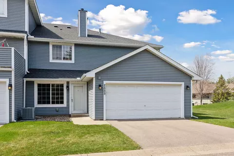 2555 E 117th St, Burnsville, MN 55337