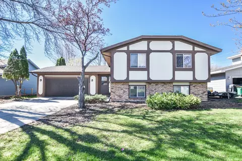 3009 84th Ave N, Brooklyn Park, MN 55444