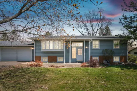 3912 White Bear Ave N, White Bear Lake, MN 55110