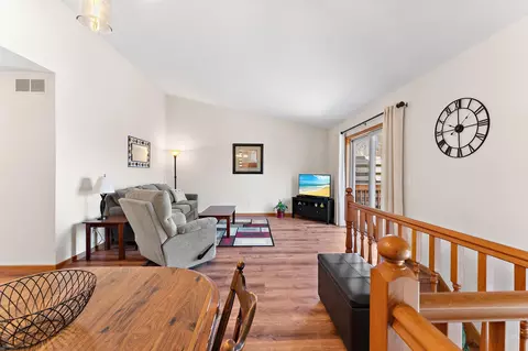 3775 Robin Ln, Eagan, MN 55122 photo 9