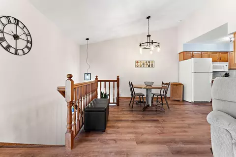 3775 Robin Ln, Eagan, MN 55122 photo 8