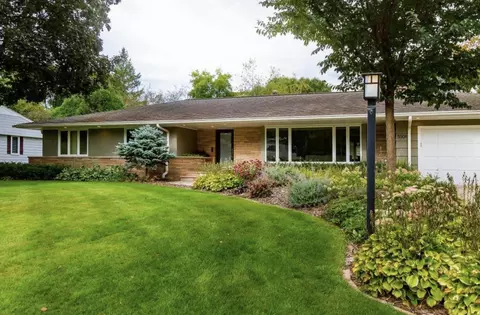 5508 Glengarry Pkwy, Edina, MN 55436