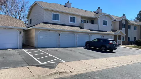 4141 3rd St NE #106, Columbia Heights, MN 55421