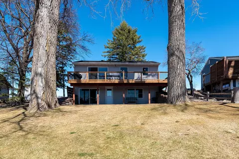 49156 Riverside Ln, Waterville, MN 56096