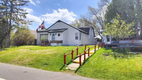 404 2nd St N, Tower, MN 55790