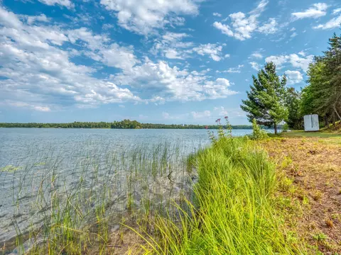 5816 Kohler Ln NE, Bemidji, MN 56601